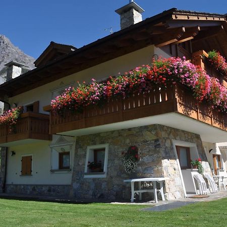 ヴァルディデントロ Chalet Bormio Stelvioヴィラ エクステリア 写真